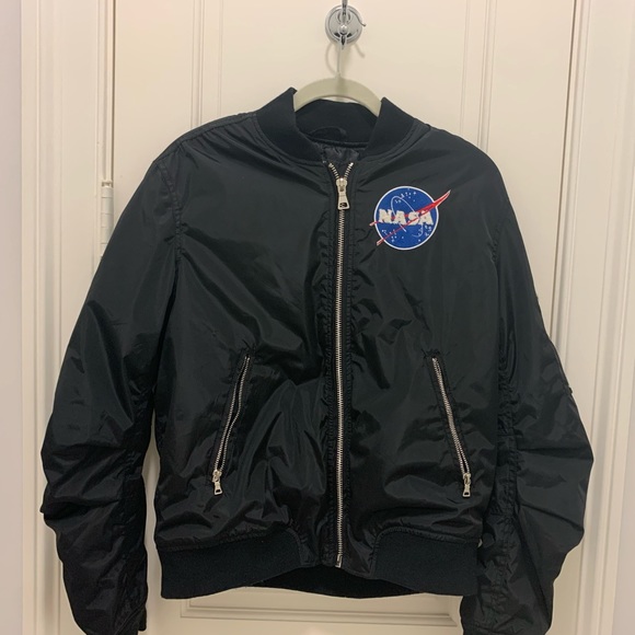 BRAND NEW NEVER WORN FOREVER 21 x NASA LOGO BLACK BOMBER JACKET UNISEX - Picture 12 of 12